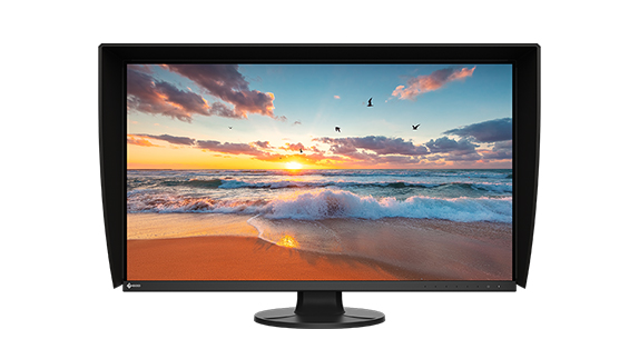 31.5型大画面、4K高解像度のカラーマネジメントモニター
